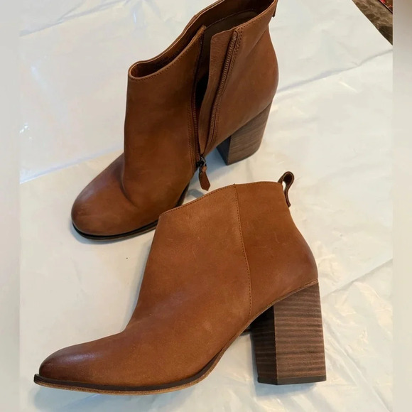 BP- Lance Leather Block Heel Bootie- Women’s Size 10 M- Color: Cognac - Picture 5 of 8